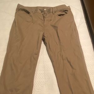 Banana Republic “The Traveller” Slim Pants